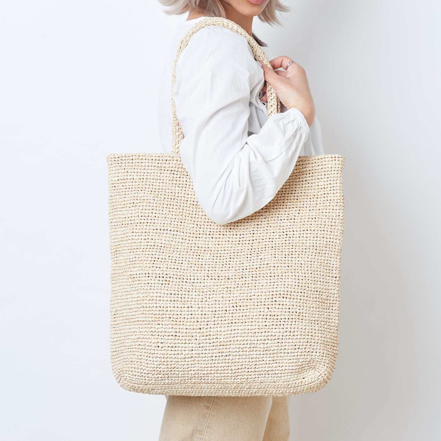 Hand Crochet Raffia Bag - SCHATTY (Beige)